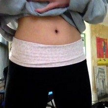 Coquine qui veut de la bite dans le cul