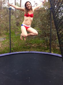 Jeune coquine avide d'orgasmes et de plans sexe