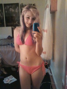 Salope à dilater adorant la sodomie sur Vaucluse