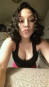 Salope cherche un mec discret sur Vaucluse pour une après midi cul