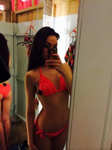 Fille suceuse pour une fellation sur Vaucluse