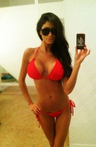 Un plan coquin sans attendre avec une jeune coquine