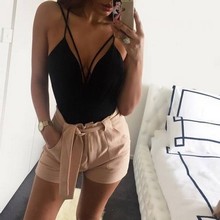 Salope soumise attend sa sodomie pour l'après midi