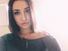 Célibataire dévergondée pour un plan cul à Avignon