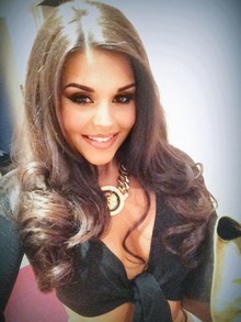 Jeune coquine de Avignon qui a envie de se faire prendre en levrette