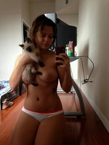 Garce cherche un homme discret à Avignon pour être dominée